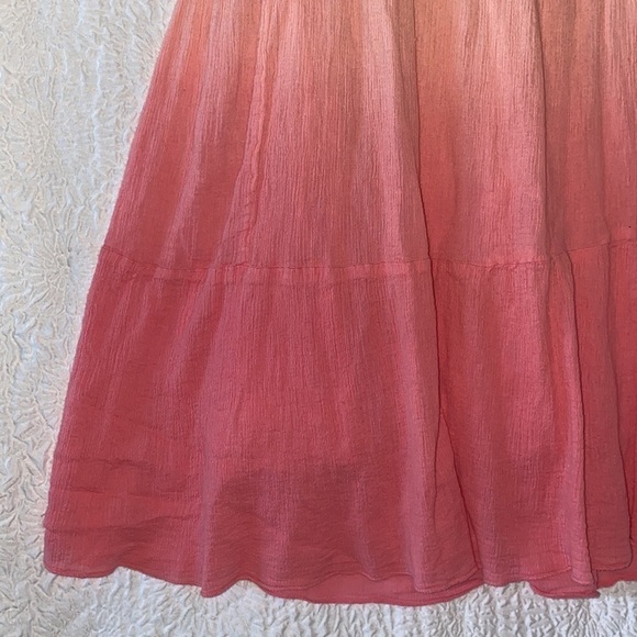 Mlle Gabrielle Cap Sleeve Keyhole Tie Cinched Waist Tiered Peasant Midi Dress - Picture 5 of 7